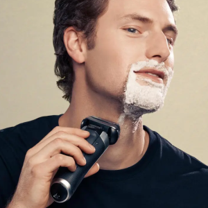 Máquina de barbear Philips vs Braun